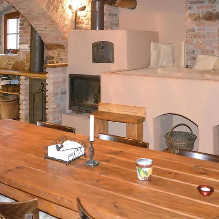 Four Bedroom Holiday In Rybniky *