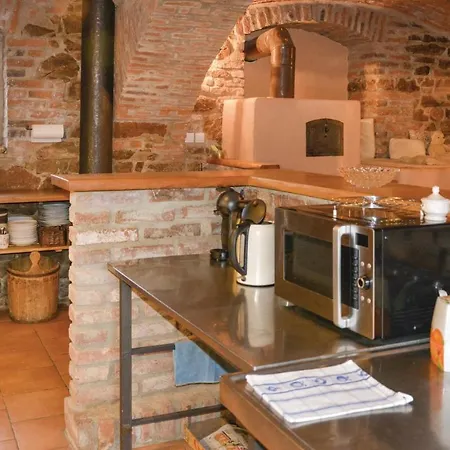 Four Bedroom Holiday In Rybniky * Krasna Hora nad Vltavou